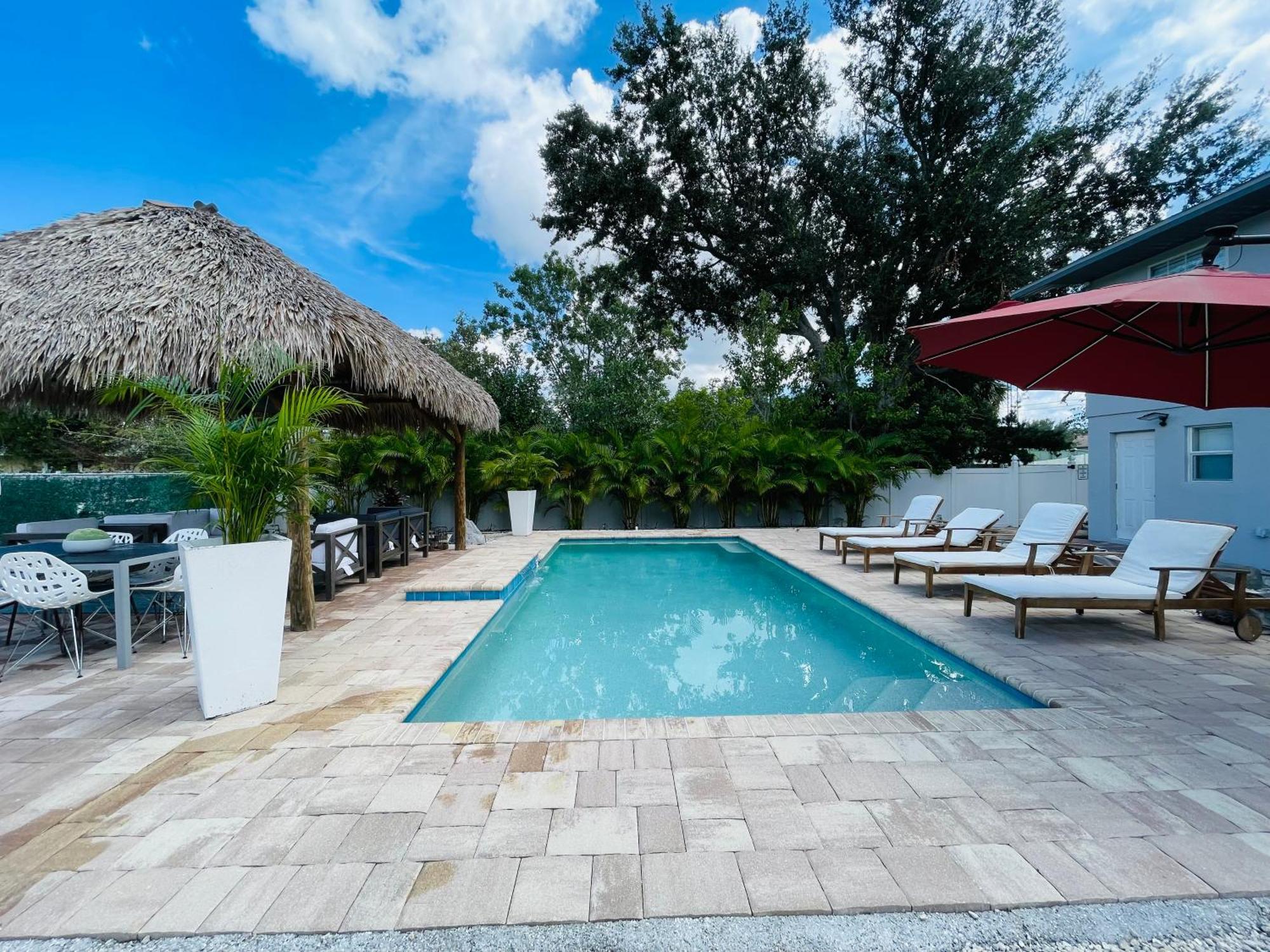 Paradise Heated Pool Near Img & Siesta Key Sarasota